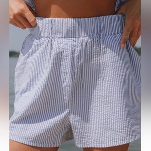 DAILY DRILLS SEERSUCKER SHORTS in blue stripe